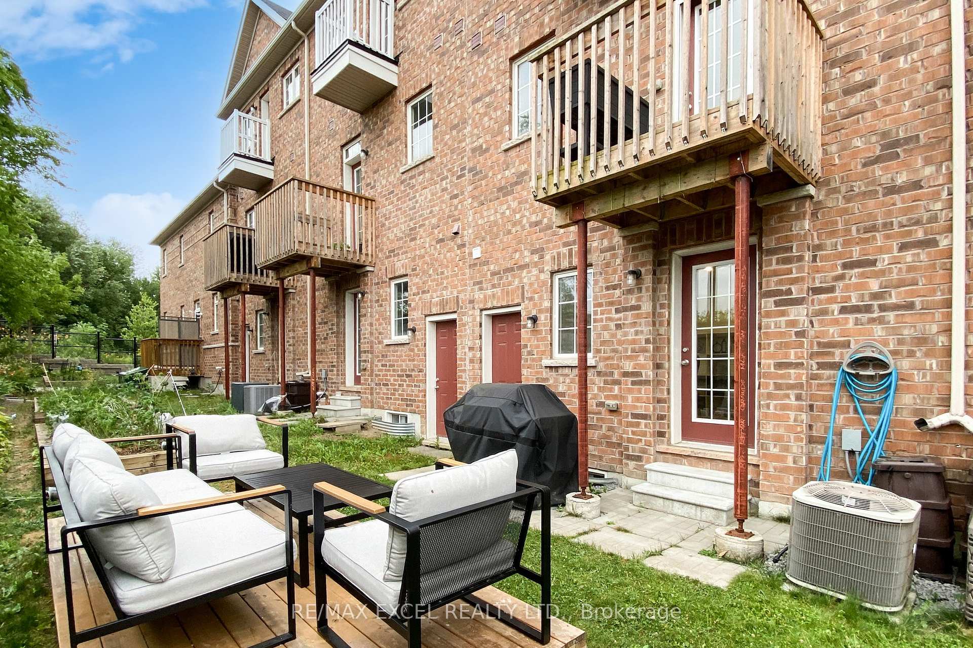 Photo 58 of 30 Roy Grove Way, Markham, Greensborough — HOMEH