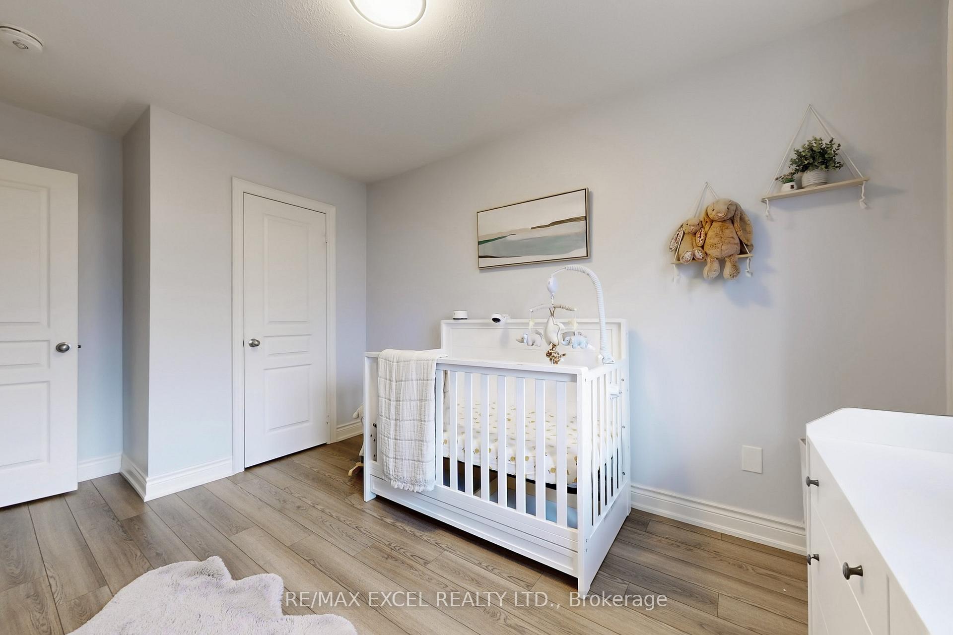 Photo 29 of 30 Roy Grove Way, Markham, Greensborough — HOMEH