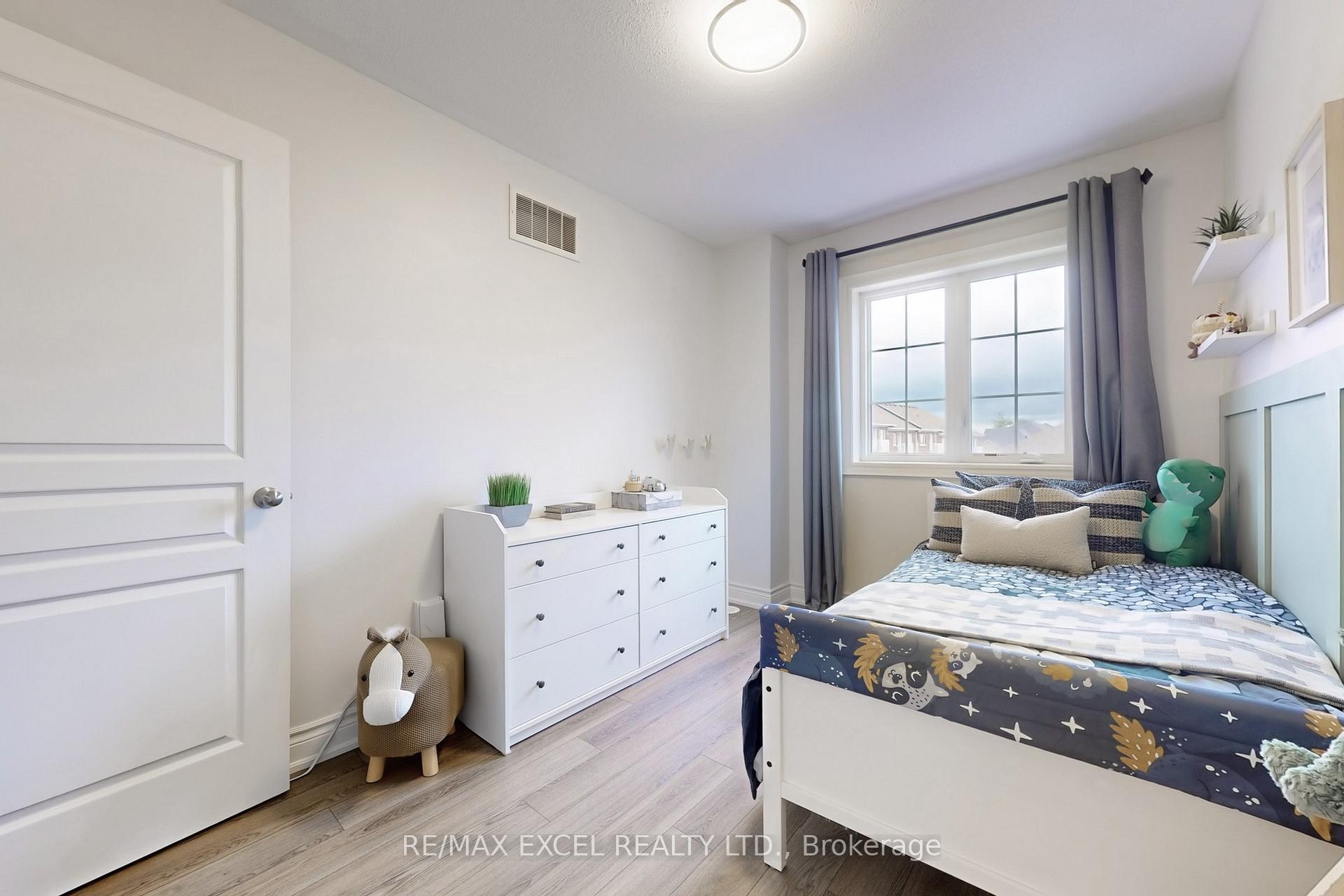 Photo 30 of 30 Roy Grove Way, Markham, Greensborough — HOMEH