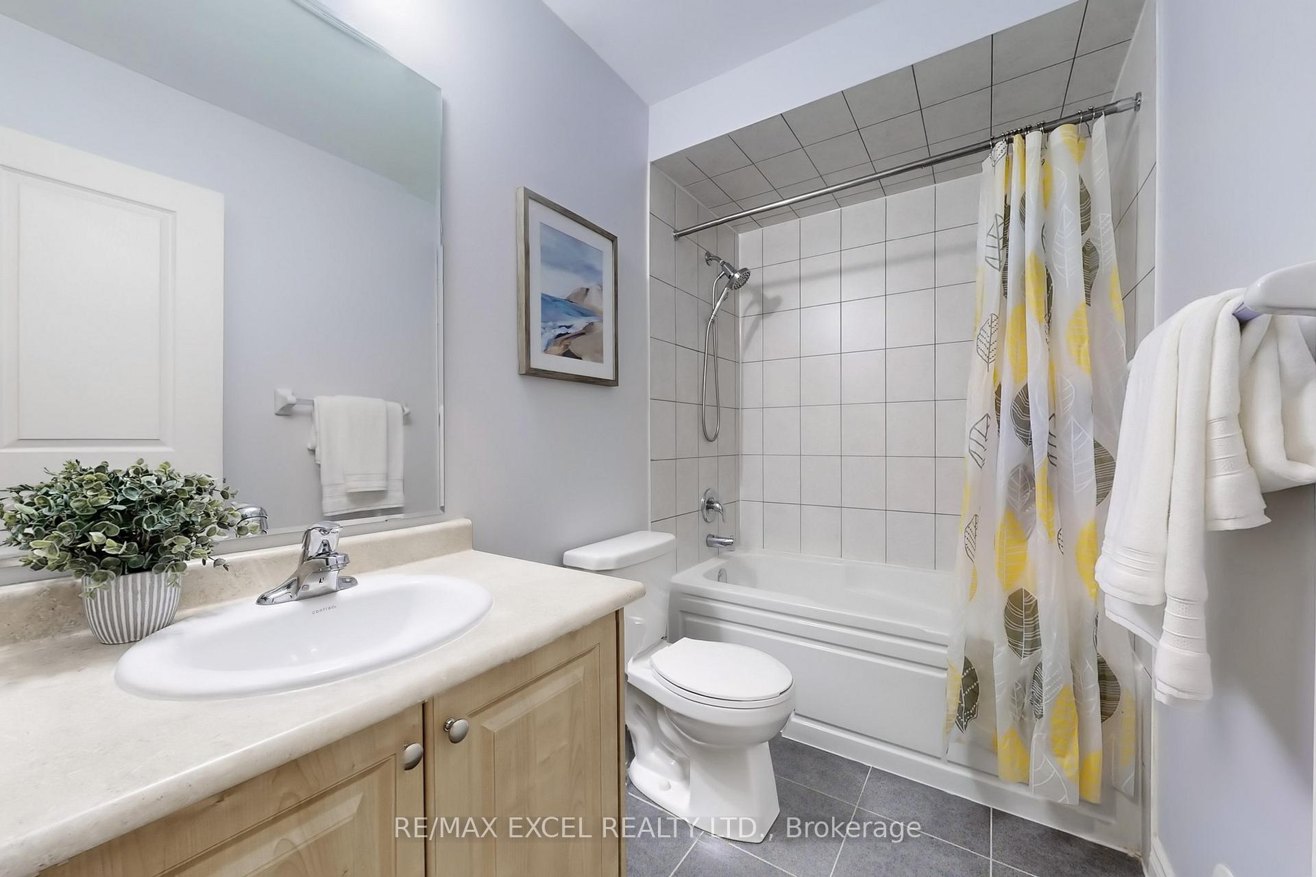 Photo 32 of 30 Roy Grove Way, Markham, Greensborough — HOMEH
