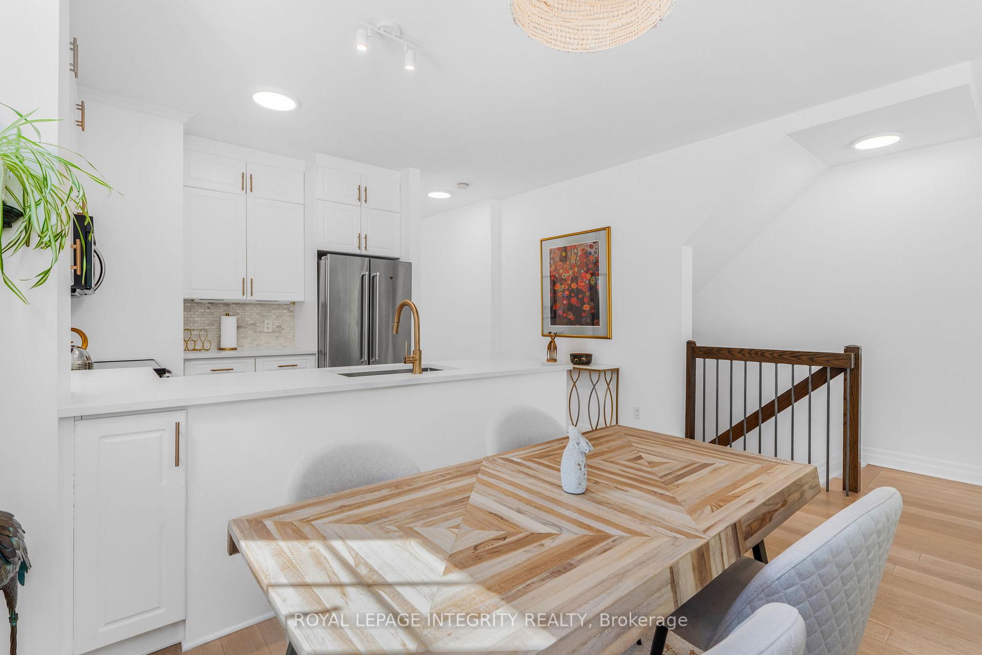 Photo 15 of Unit H, 17 Melrose Avenue, Ottawa, Hintonburg — HOMEH