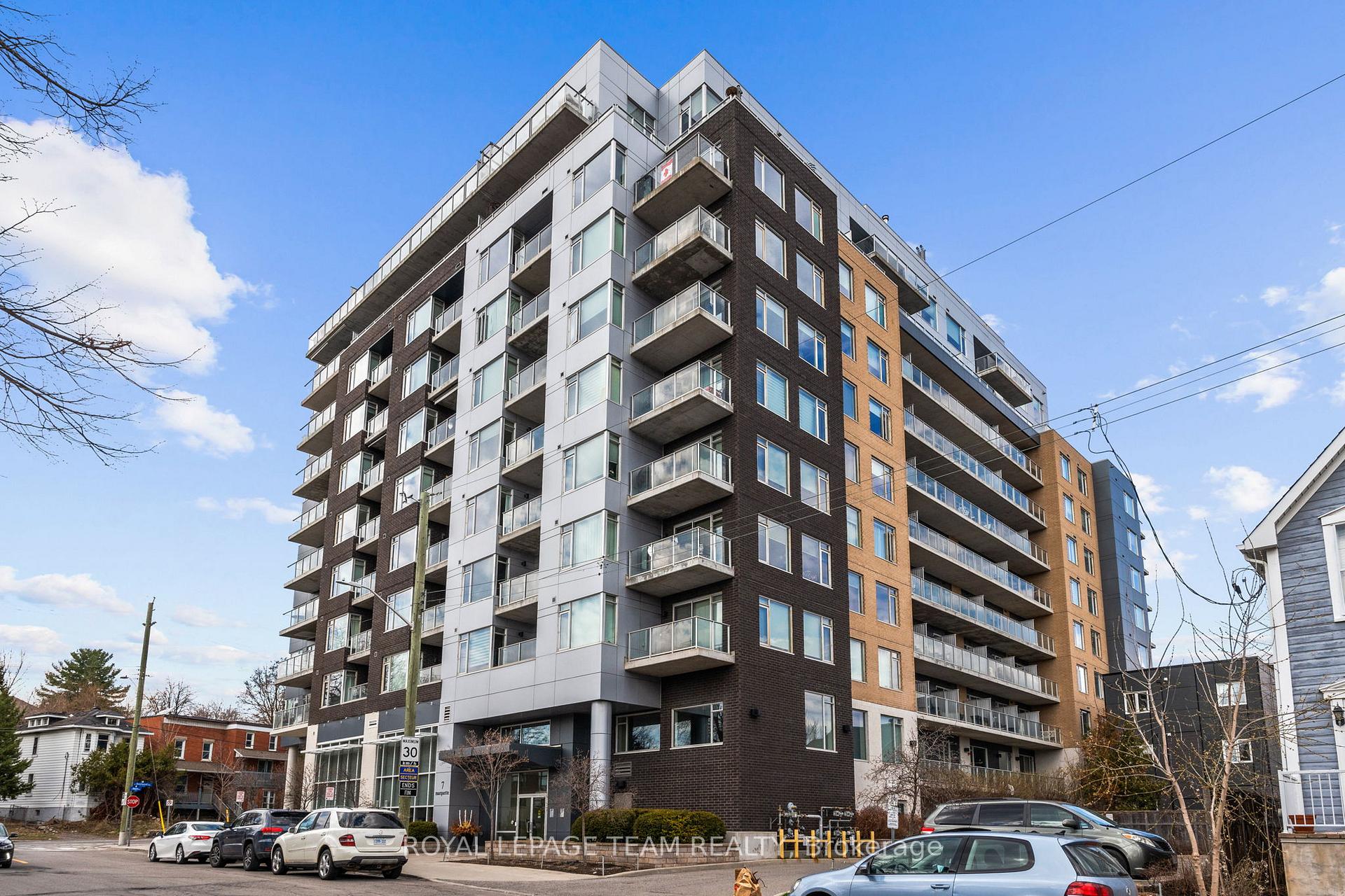 Photo 3 of Unit 418, 7 Marquette Avenue, Ottawa, Vanier — HOMEH