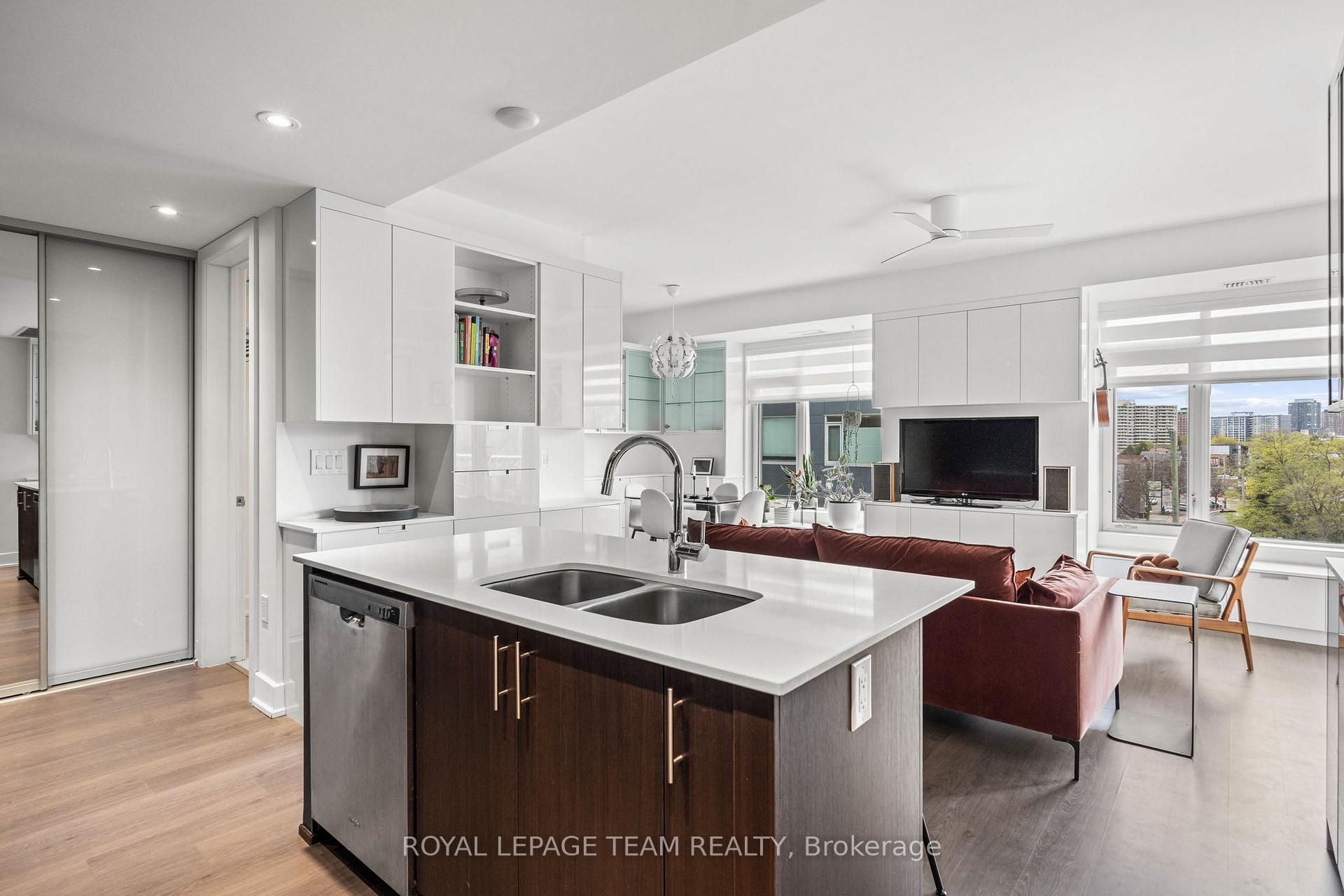 Photo 11 of Unit 418, 7 Marquette Avenue, Ottawa, Vanier — HOMEH