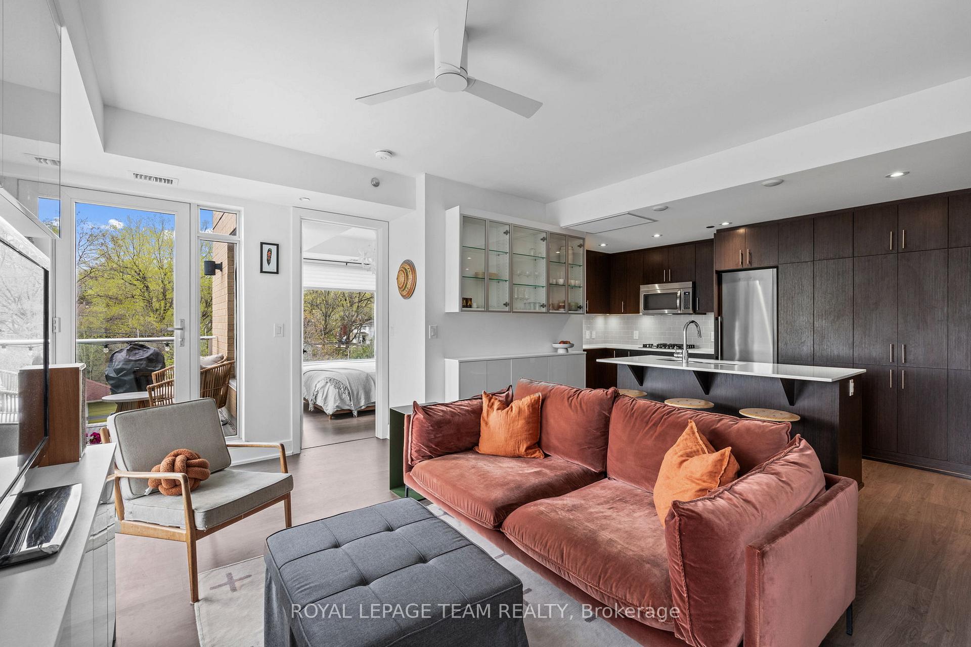 Photo 15 of Unit 418, 7 Marquette Avenue, Ottawa, Vanier — HOMEH