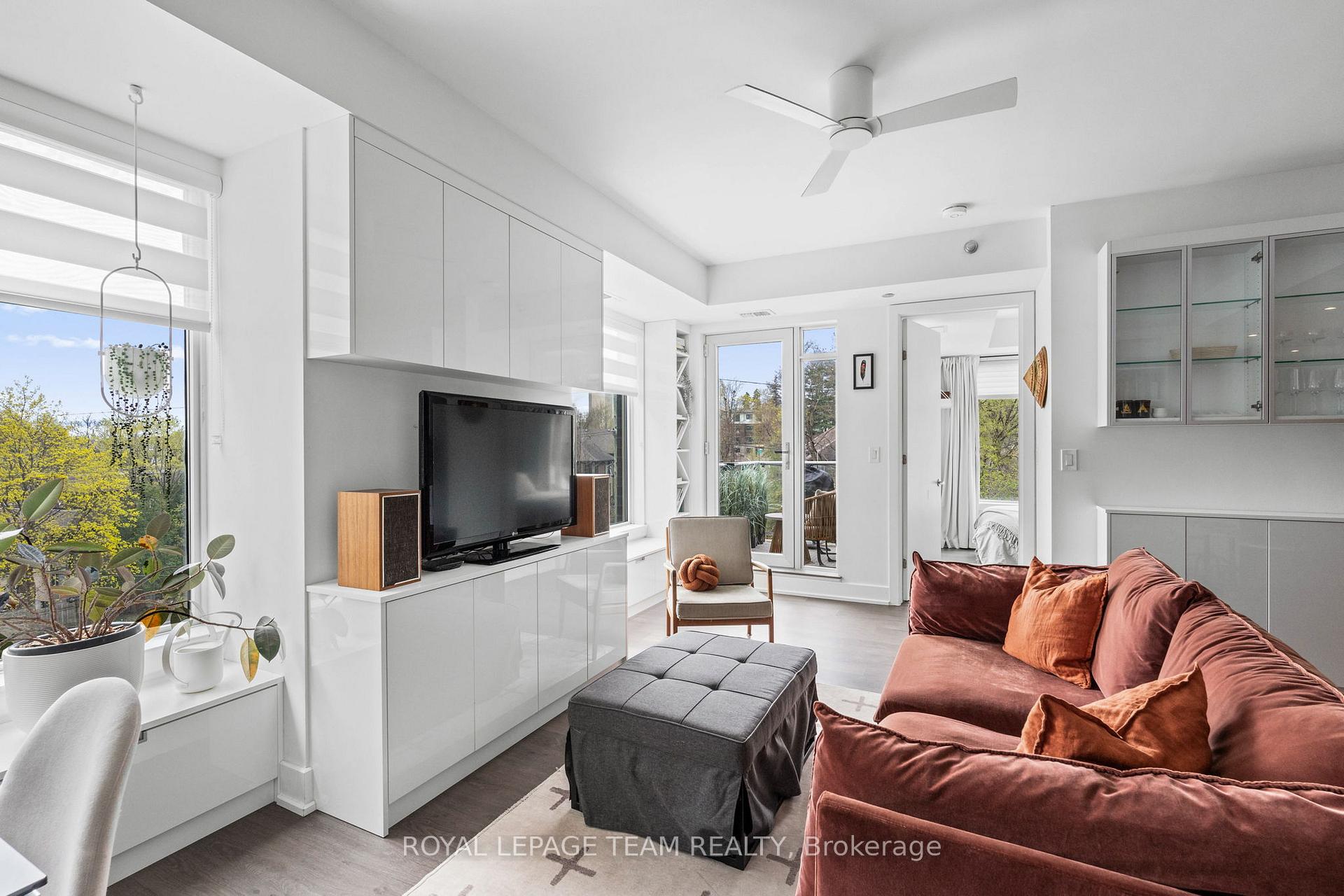 Photo 16 of Unit 418, 7 Marquette Avenue, Ottawa, Vanier — HOMEH
