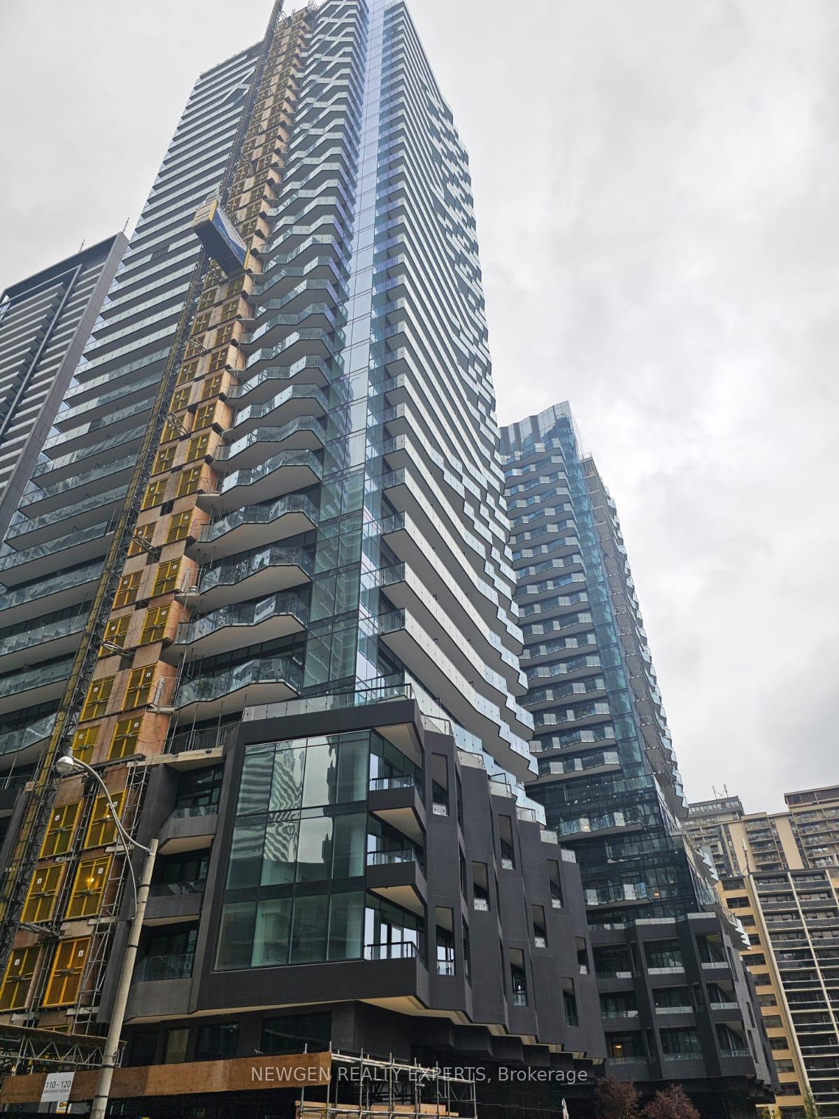 Photo 3 of Unit 217, 110 Broadway Avenue, Toronto, Mount Pleasant West — HOMEH