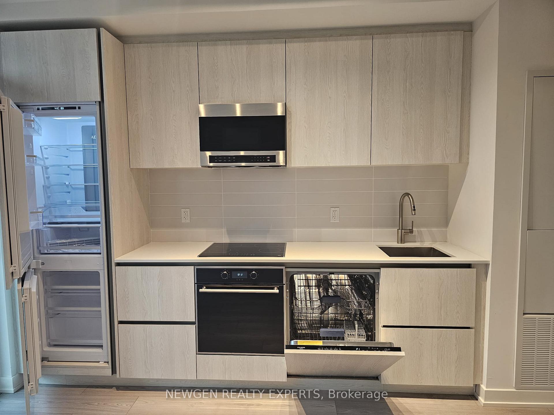 Photo 10 of Unit 217, 110 Broadway Avenue, Toronto, Mount Pleasant West — HOMEH