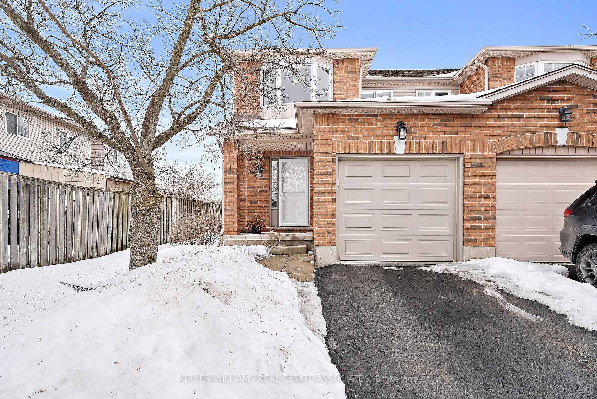 Photo 1 of Unit 1, 171 Highbury Drive, Hamilton, Stoney Creek Mountain — HOMEH