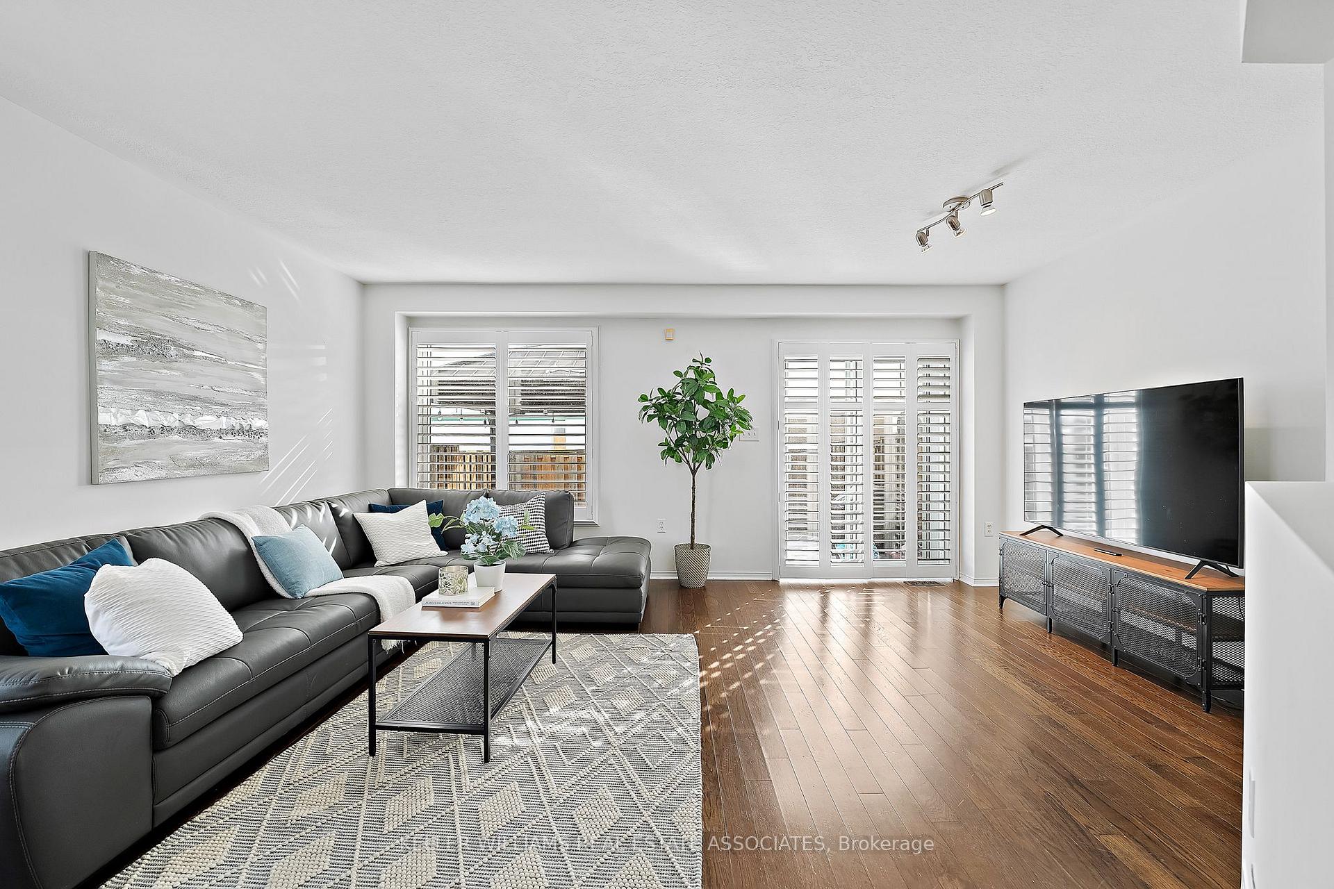 Photo 12 of Unit 1, 171 Highbury Drive, Hamilton, Stoney Creek Mountain — HOMEH