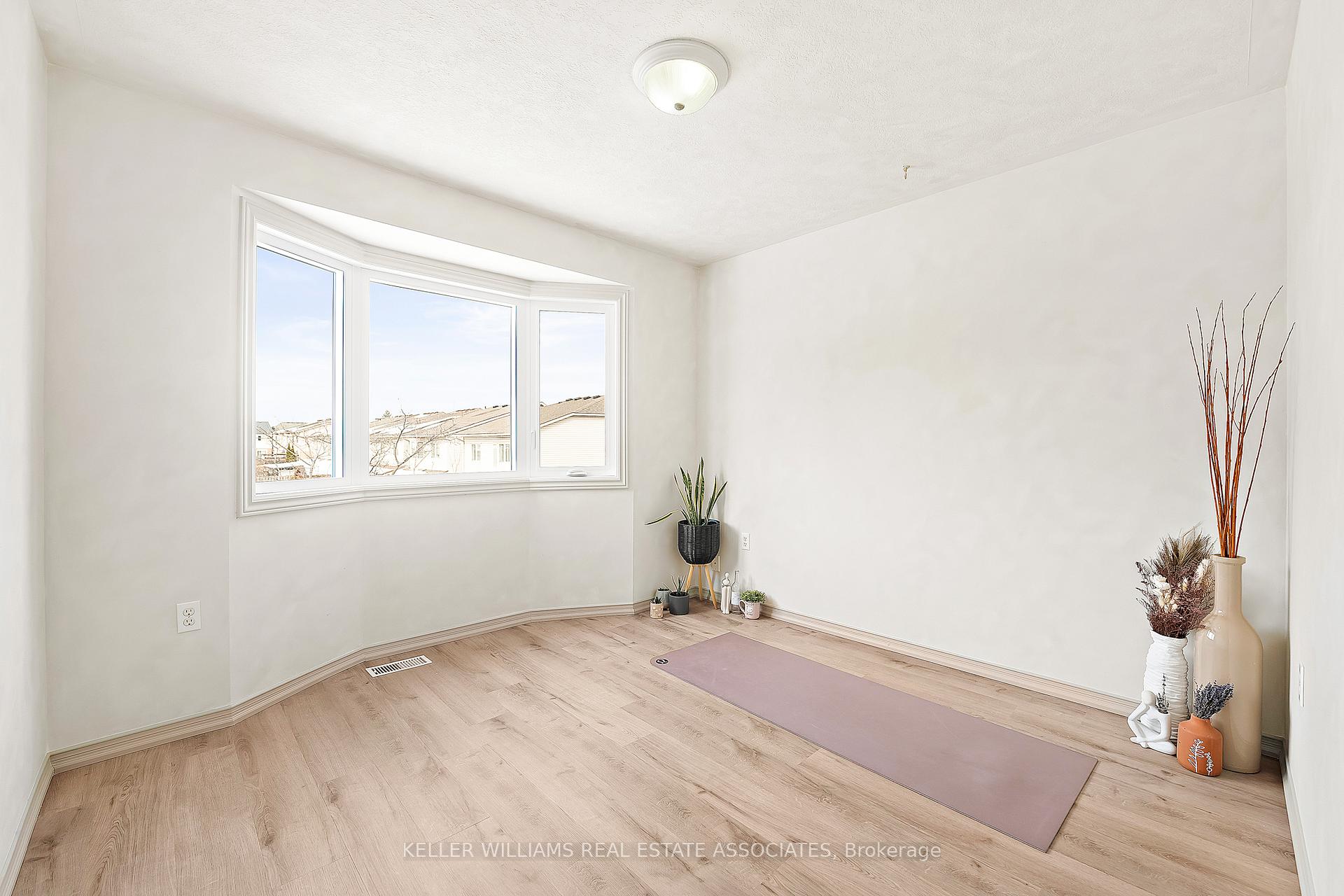 Photo 18 of Unit 1, 171 Highbury Drive, Hamilton, Stoney Creek Mountain — HOMEH