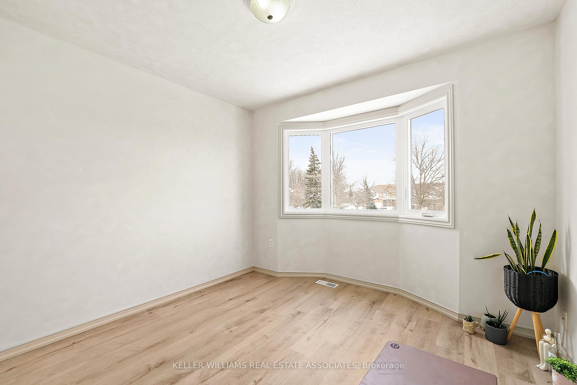 Photo 19 of Unit 1, 171 Highbury Drive, Hamilton, Stoney Creek Mountain — HOMEH
