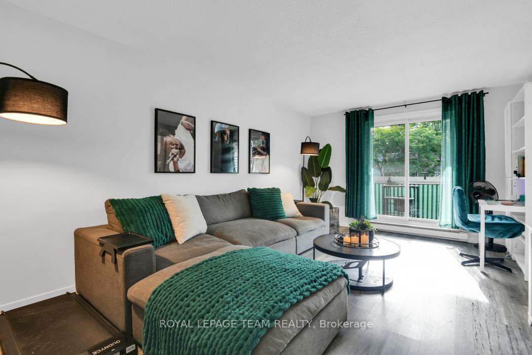 Photo 7 of Unit 204, 212 Viewmount Drive, Ottawa, Borden Farm/Stewart Farm/Carleton Heights/Parkwood Hills — HOMEH