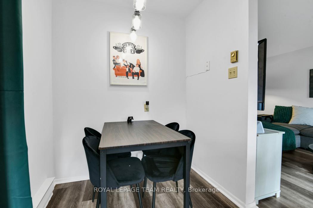 Photo 11 of Unit 204, 212 Viewmount Drive, Ottawa, Borden Farm/Stewart Farm/Carleton Heights/Parkwood Hills — HOMEH