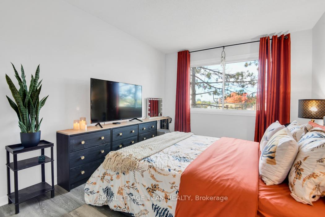 Photo 18 of Unit 204, 212 Viewmount Drive, Ottawa, Borden Farm/Stewart Farm/Carleton Heights/Parkwood Hills — HOMEH