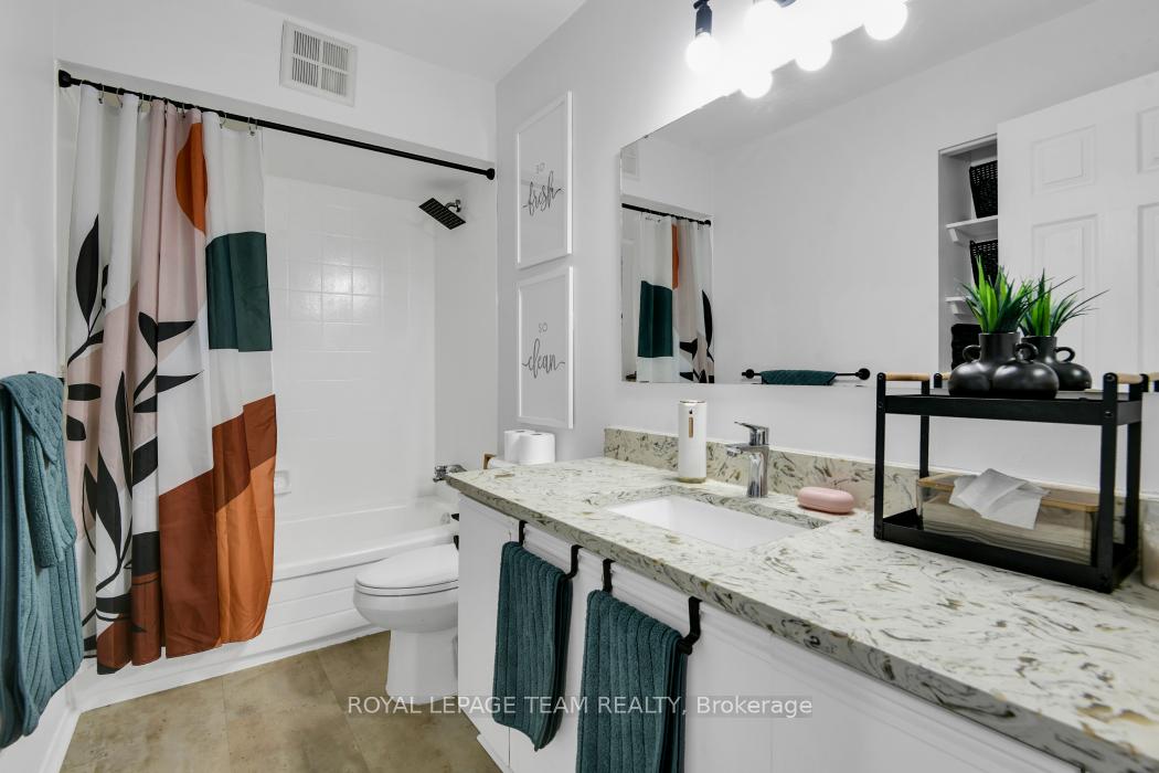 Photo 25 of Unit 204, 212 Viewmount Drive, Ottawa, Borden Farm/Stewart Farm/Carleton Heights/Parkwood Hills — HOMEH