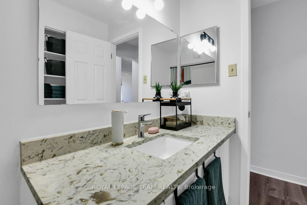 Photo 27 of Unit 204, 212 Viewmount Drive, Ottawa, Borden Farm/Stewart Farm/Carleton Heights/Parkwood Hills — HOMEH