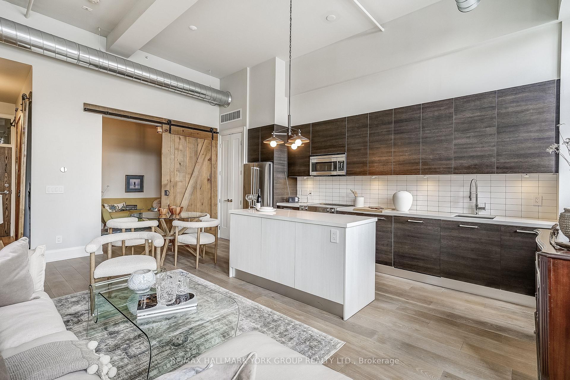 Photo 12 of Unit 201, 64 Wells Street, Aurora, Aurora Village — HOMEH