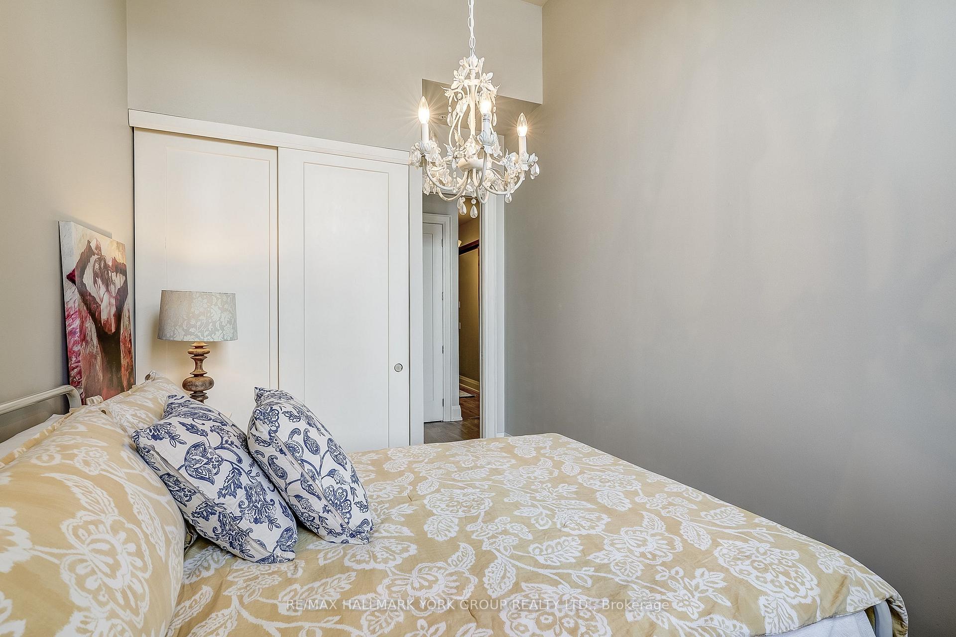 Photo 20 of Unit 201, 64 Wells Street, Aurora, Aurora Village — HOMEH