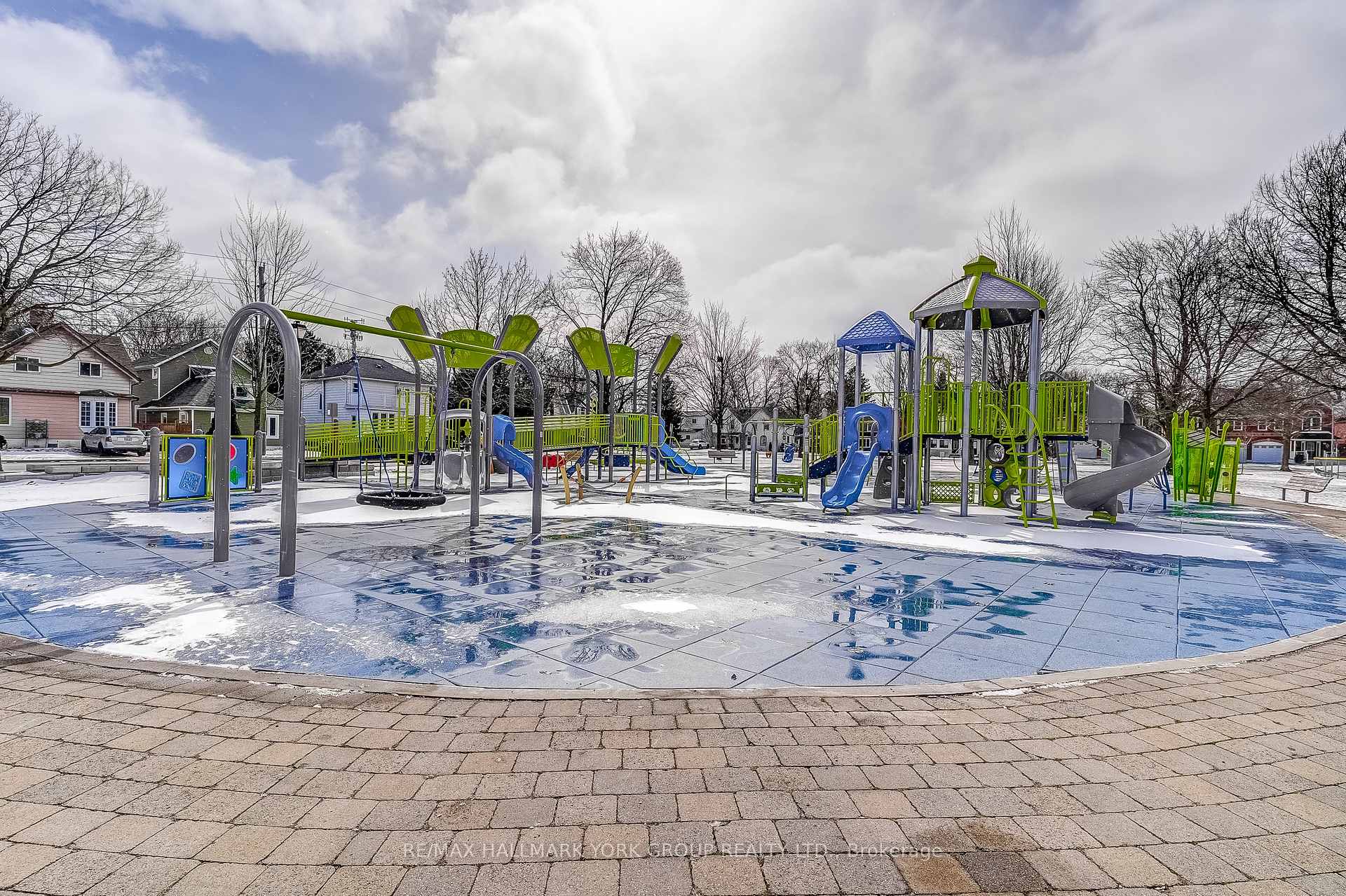 Photo 31 of Unit 201, 64 Wells Street, Aurora, Aurora Village — HOMEH