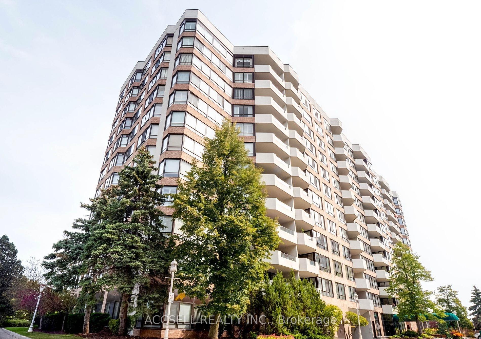 Front of Unit 522, 25 Austin Drive