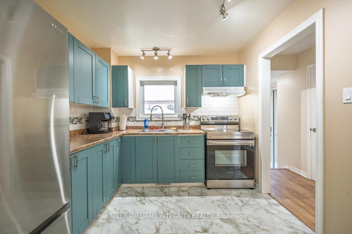 Photo 4 of 69 Bannerhill Private, Ottawa, Heron Gate/Industrial Park — HOMEH