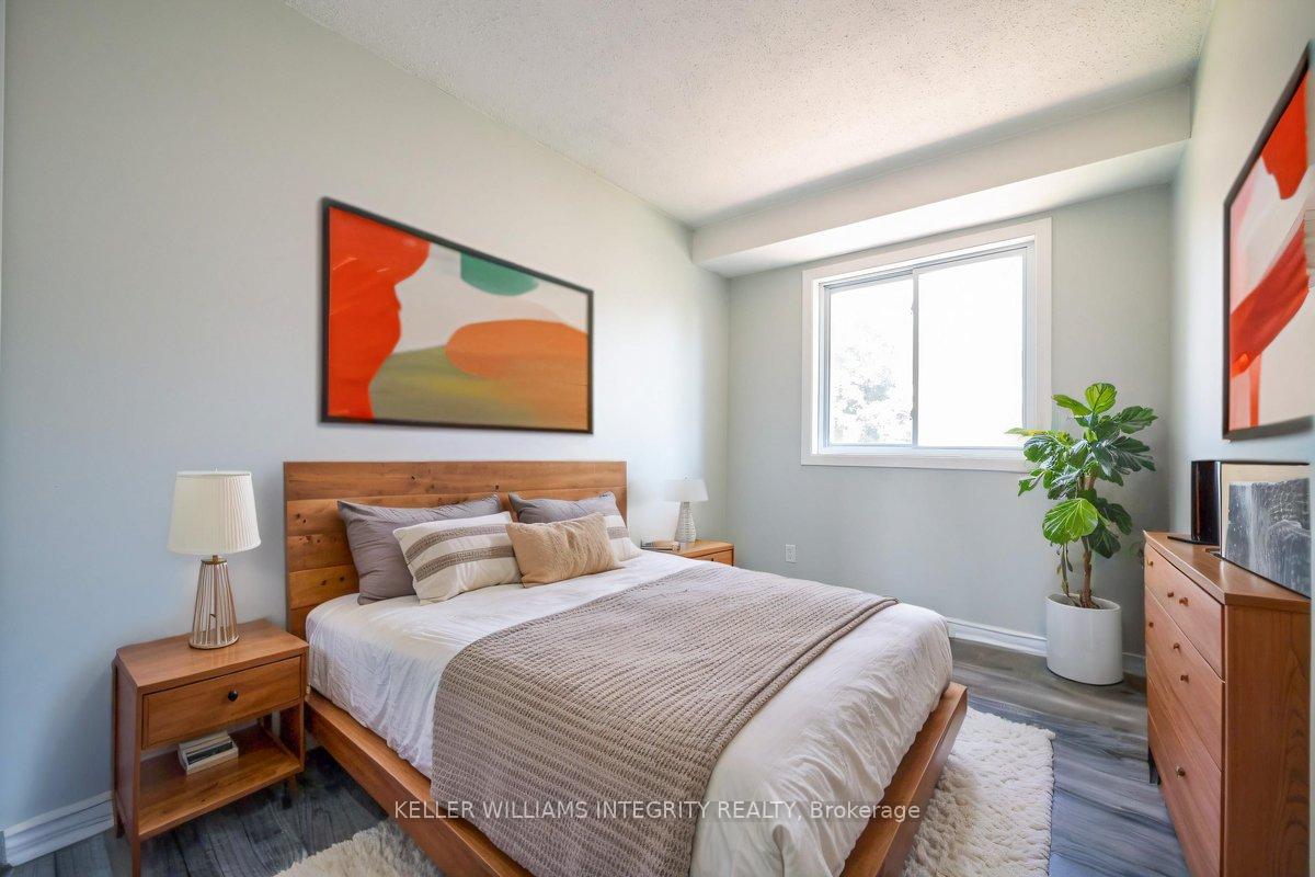 Photo 17 of 69 Bannerhill Private, Ottawa, Heron Gate/Industrial Park — HOMEH