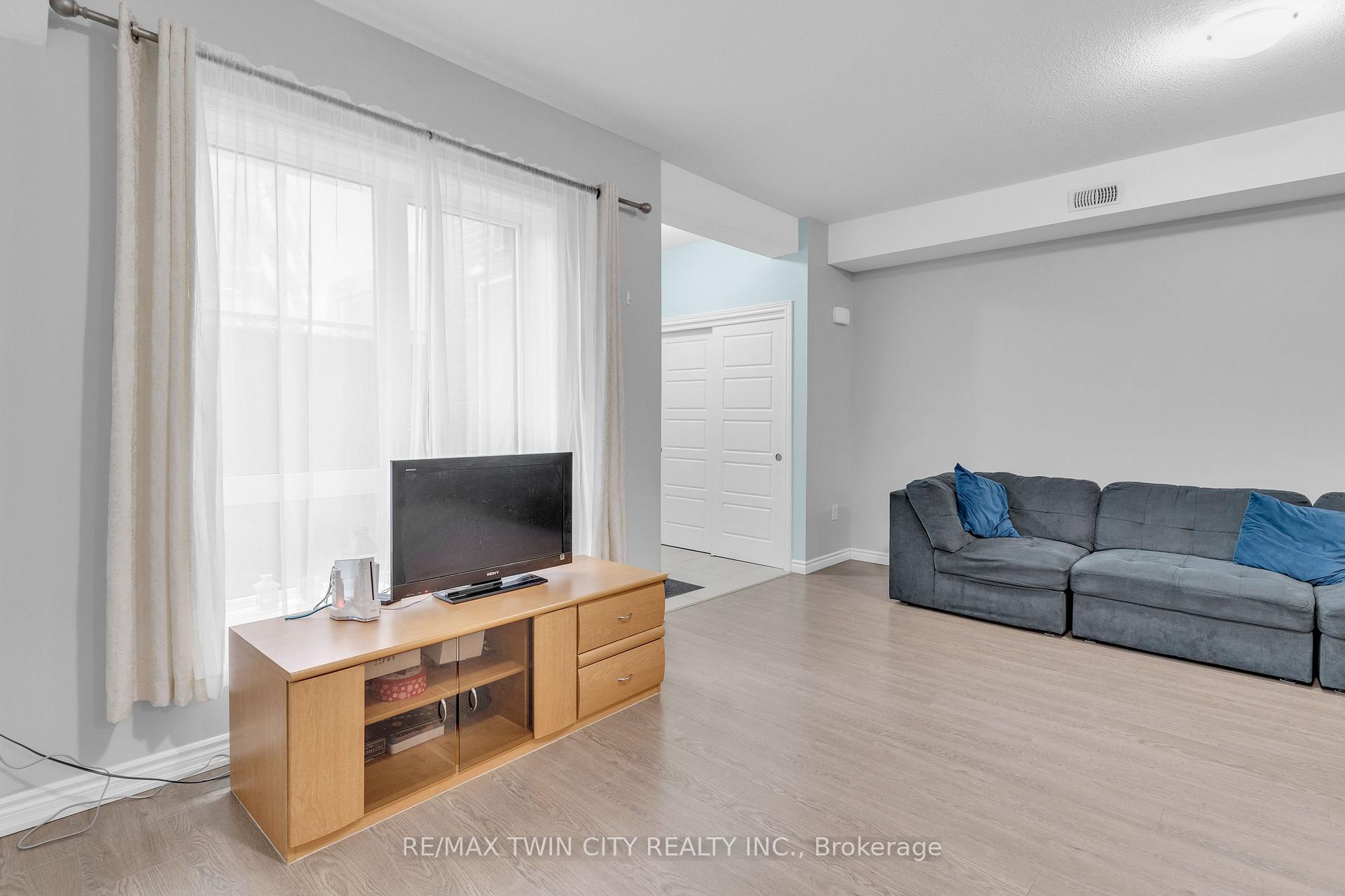 Photo 6 of Unit 25, 1430 Highland Road W, Kitchener — HOMEH