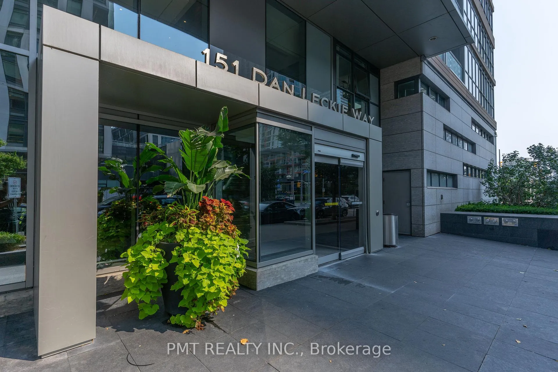 Front of Unit 948, 151 Dan Leckie Way