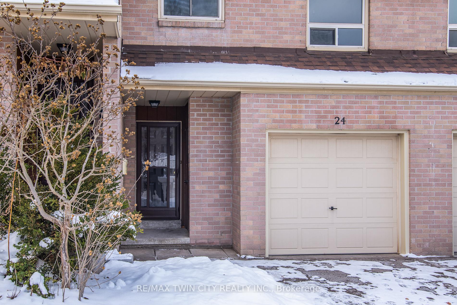 Photo 2 of Unit 24, 634 Strasburg Road, Kitchener, Laurentian Hills — HOMEH