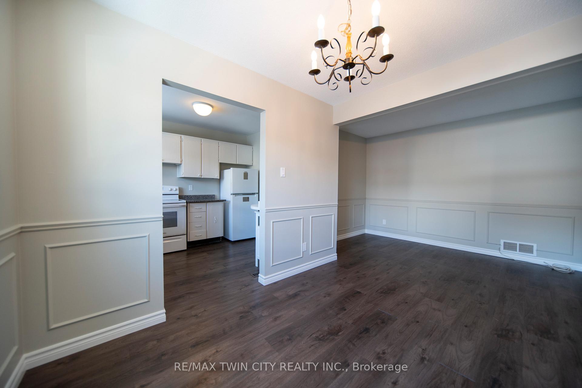 Photo 10 of Unit 24, 634 Strasburg Road, Kitchener, Laurentian Hills — HOMEH