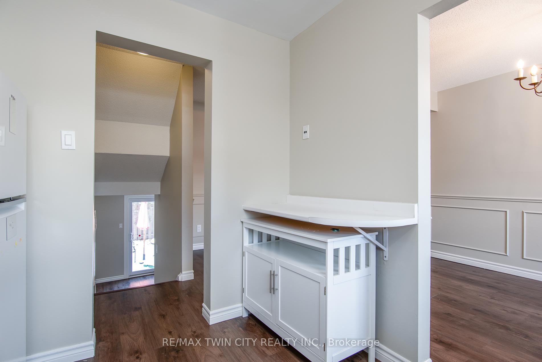 Photo 14 of Unit 24, 634 Strasburg Road, Kitchener, Laurentian Hills — HOMEH