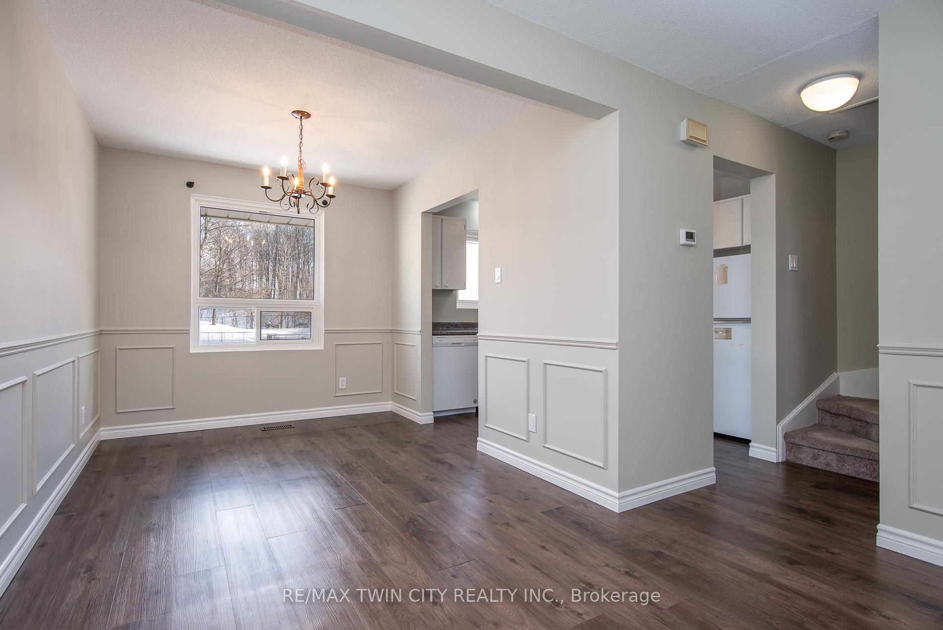 Photo 15 of Unit 24, 634 Strasburg Road, Kitchener, Laurentian Hills — HOMEH