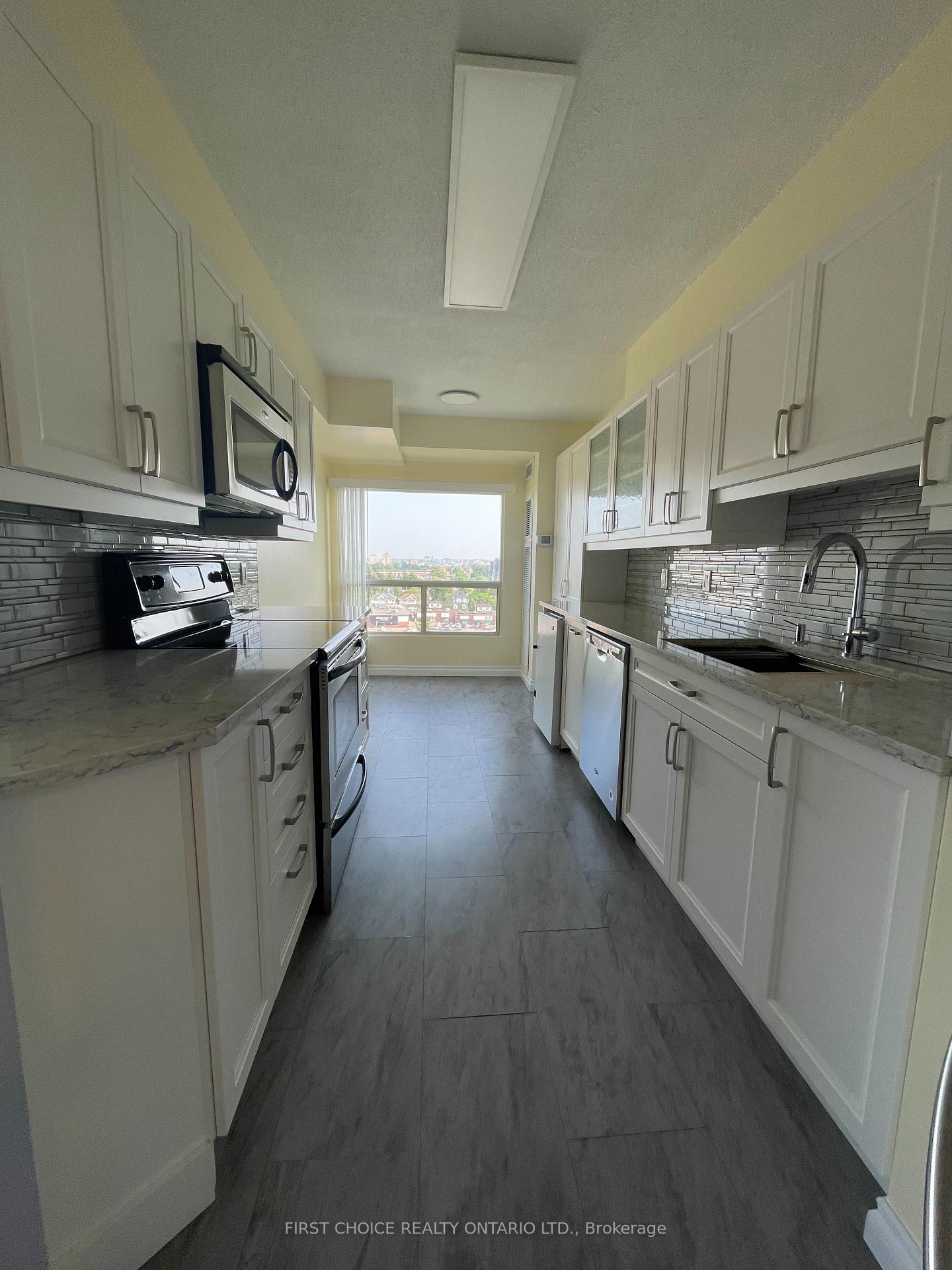 Photo 9 of Unit 807, 545 St Laurent Boulevard, Ottawa, Viscount Alexander Park — HOMEH