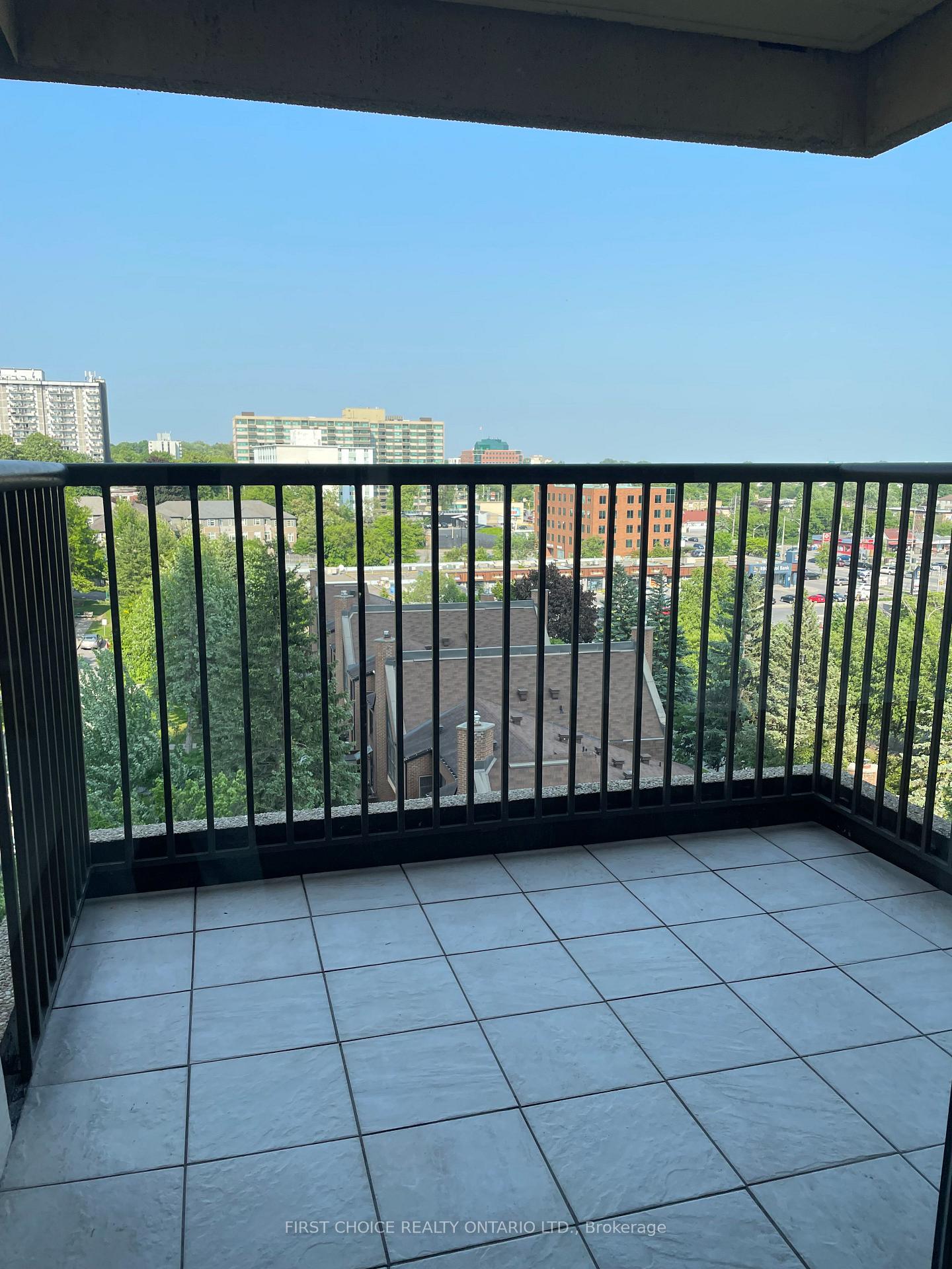 Photo 15 of Unit 807, 545 St Laurent Boulevard, Ottawa, Viscount Alexander Park — HOMEH