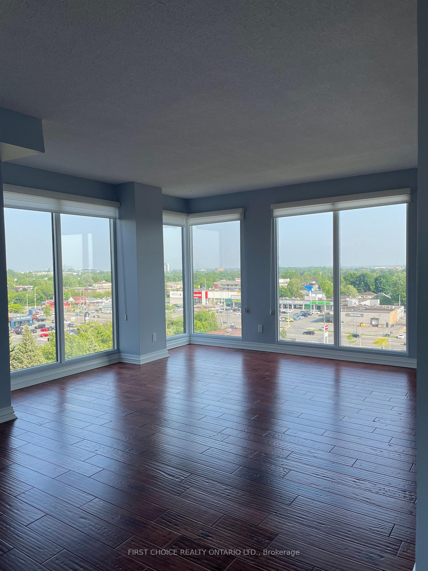 Photo 17 of Unit 807, 545 St Laurent Boulevard, Ottawa, Viscount Alexander Park — HOMEH