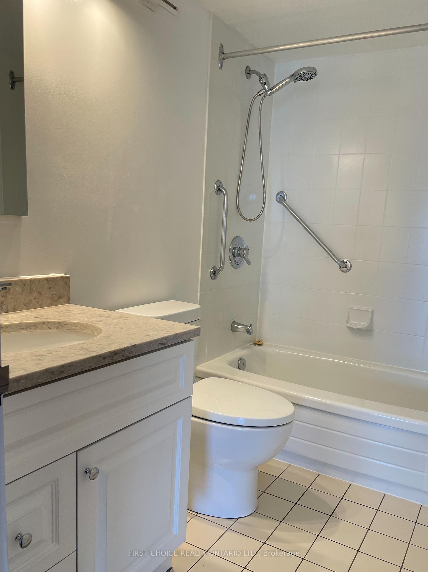Photo 20 of Unit 807, 545 St Laurent Boulevard, Ottawa, Viscount Alexander Park — HOMEH