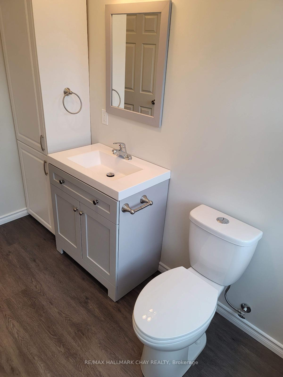 Photo 10 of 31 Marcus Street, Barrie, Allandale — HOMEH