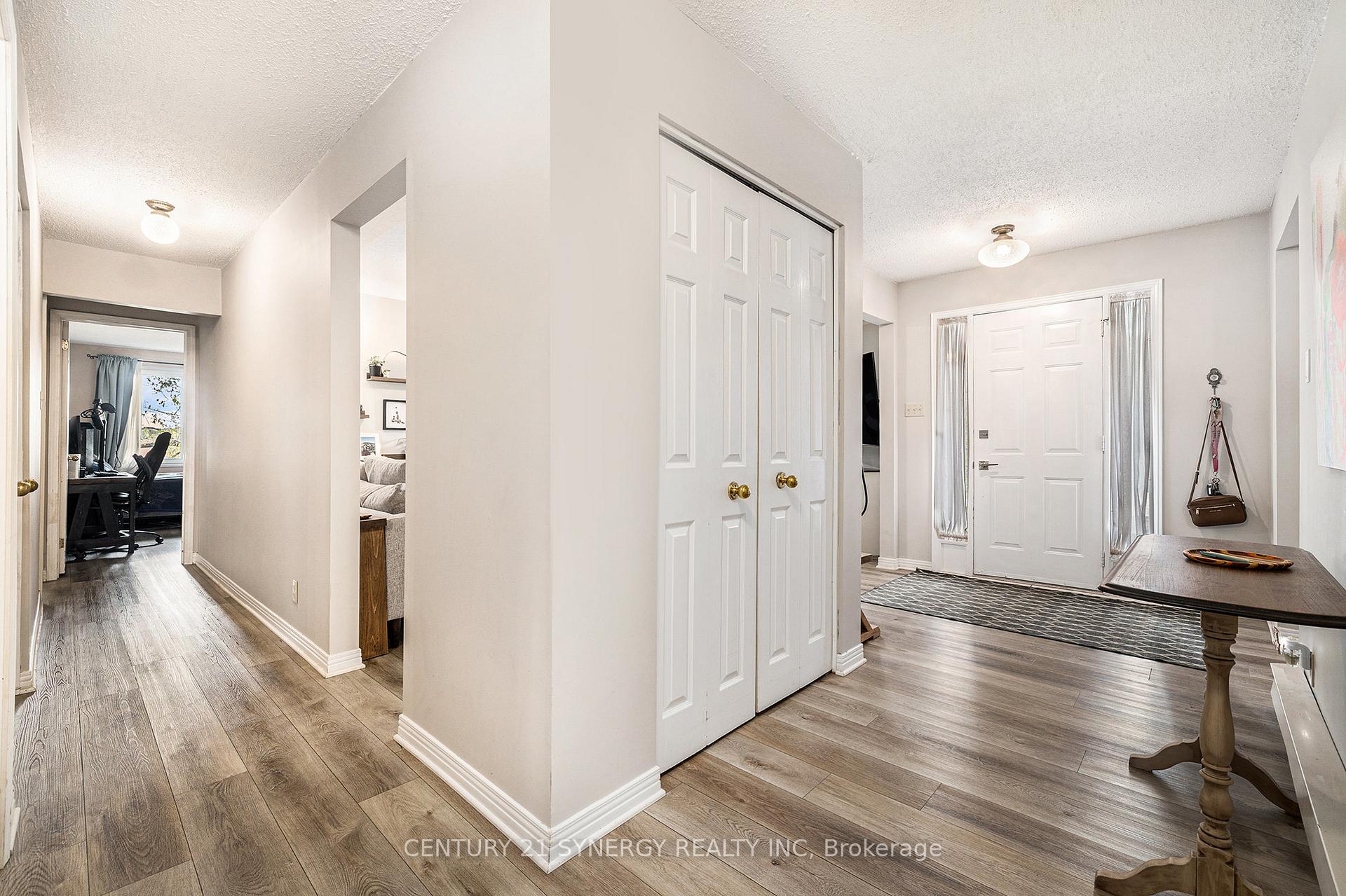 Photo 4 of Unit 37, 502 Stratas Court, Ottawa, Kanata - Katimavik — HOMEH