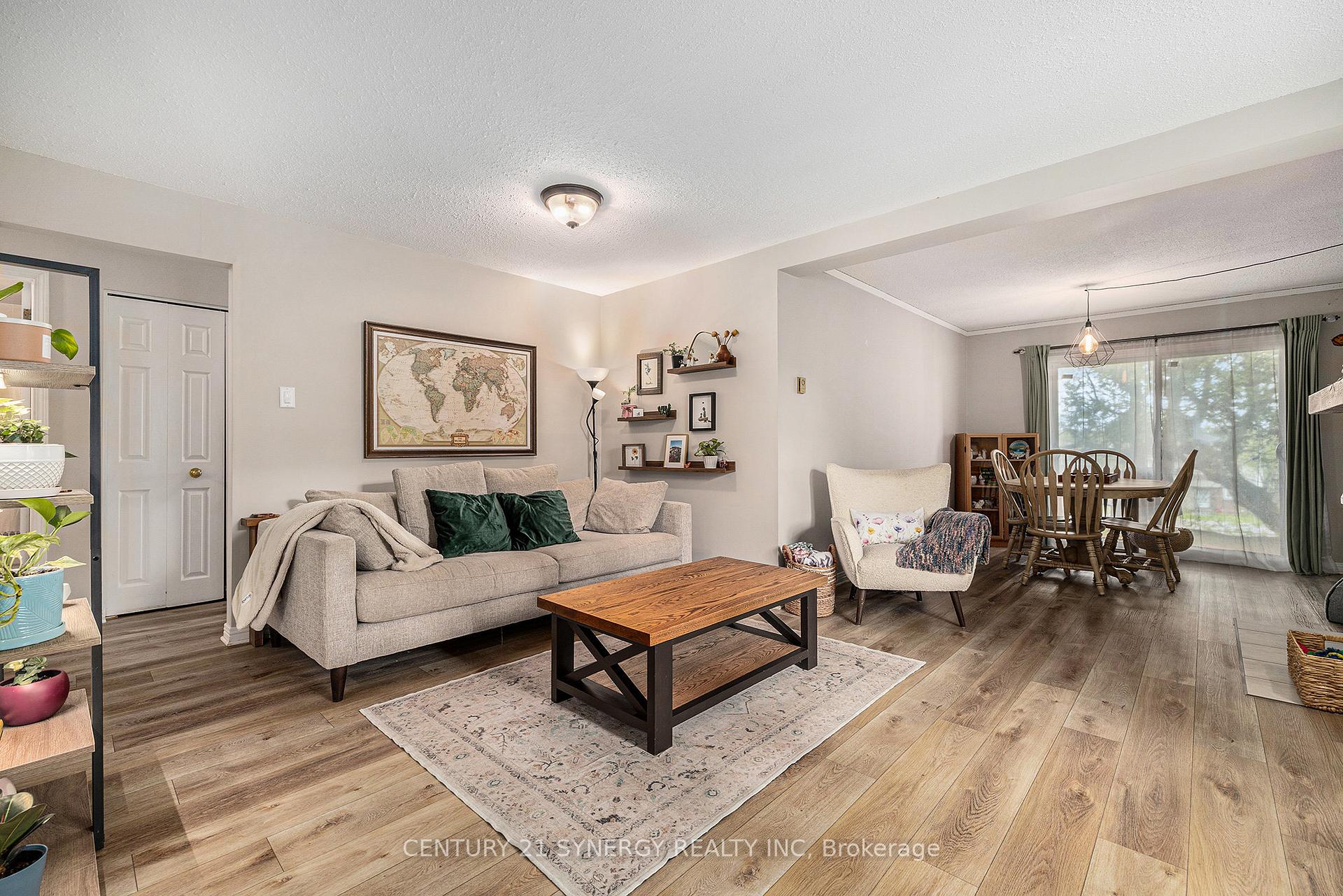 Photo 5 of Unit 37, 502 Stratas Court, Ottawa, Kanata - Katimavik — HOMEH