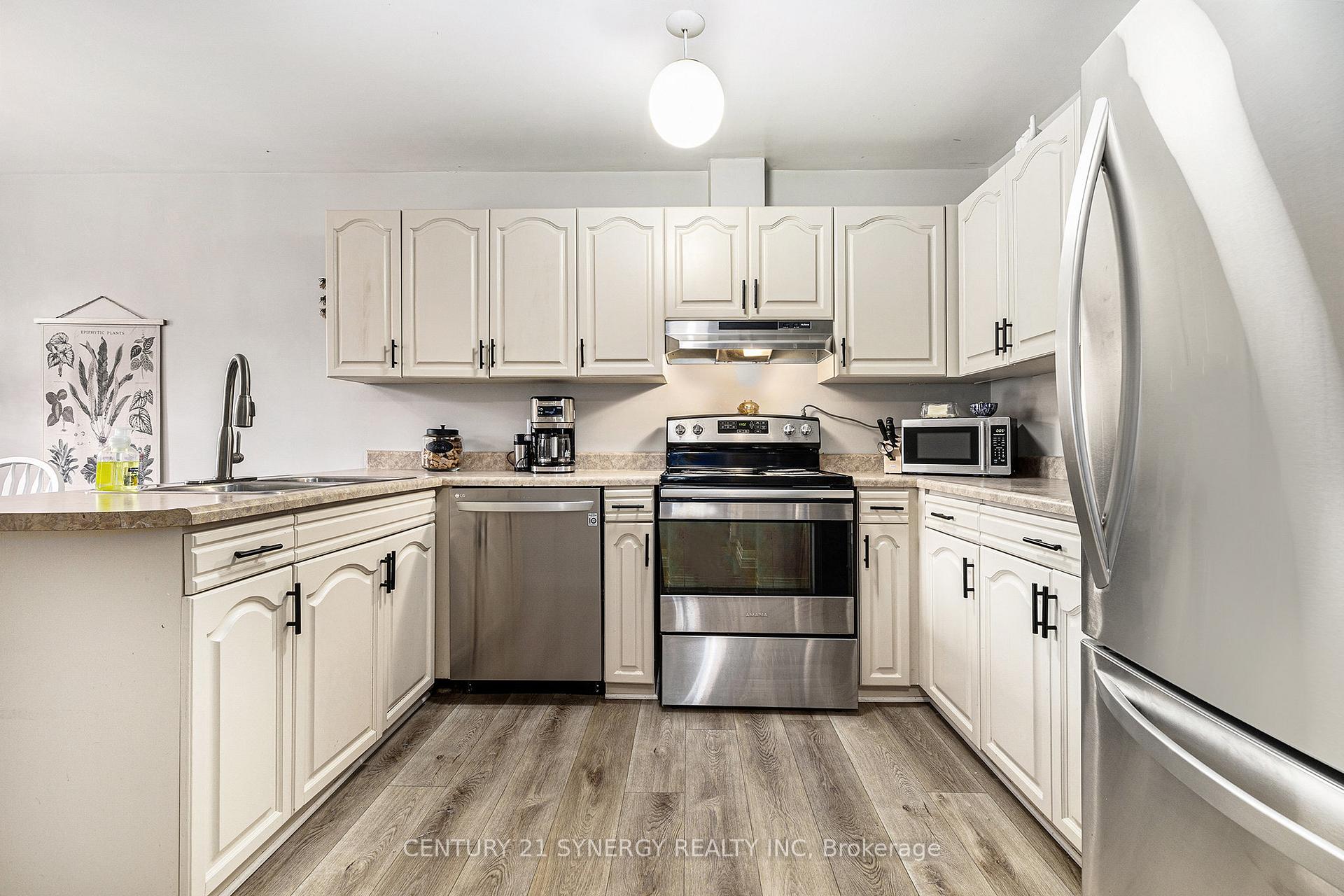 Photo 11 of Unit 37, 502 Stratas Court, Ottawa, Kanata - Katimavik — HOMEH
