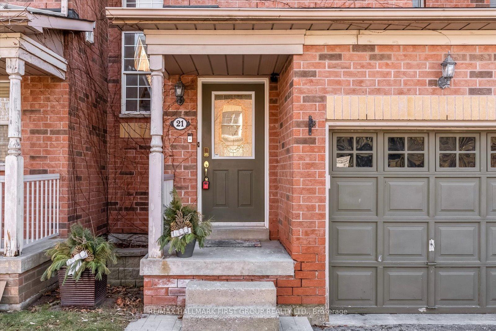 Photo 3 of Unit 21, 575 Steeple Hill, Pickering, Woodlands — HOMEH