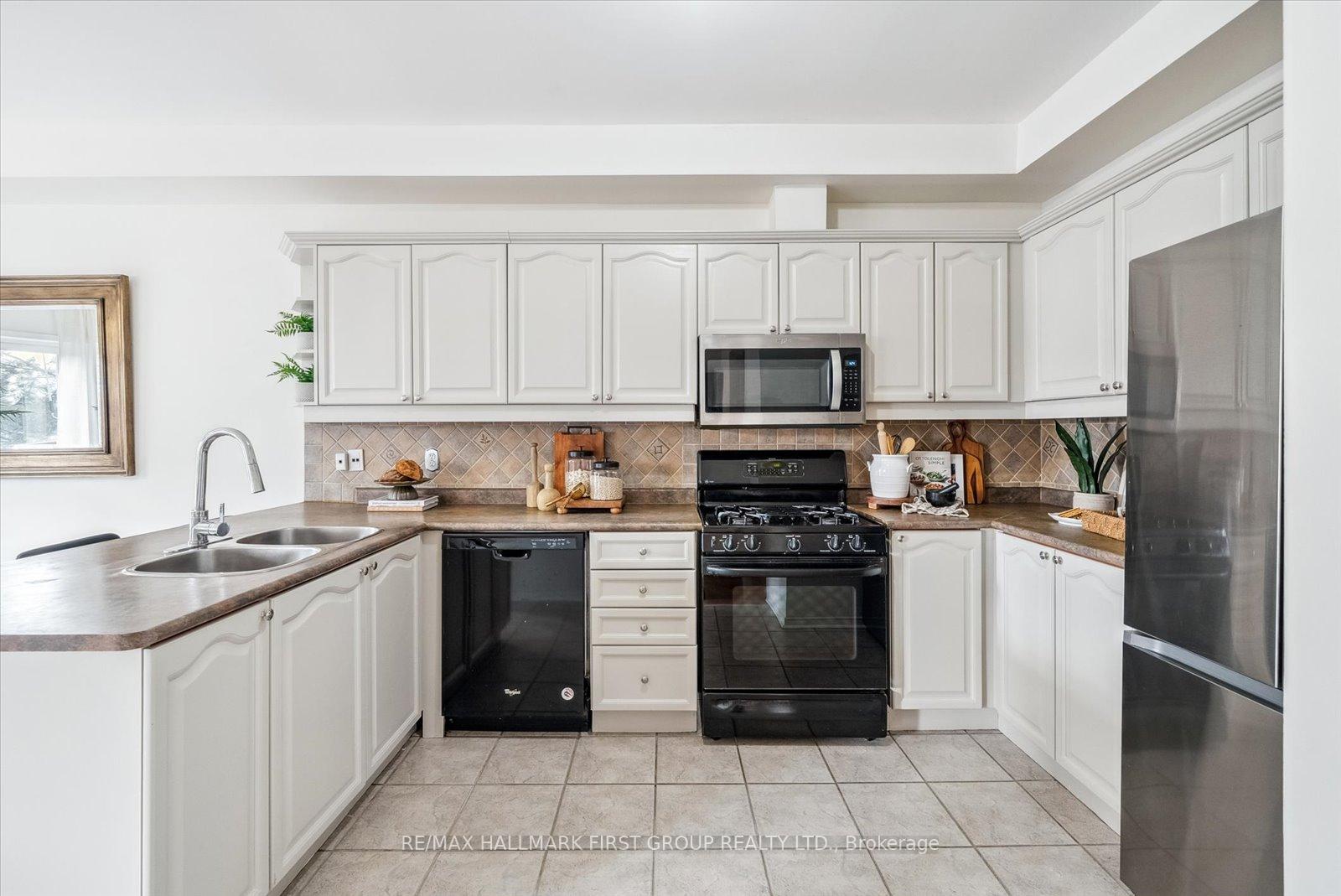 Photo 9 of Unit 21, 575 Steeple Hill, Pickering, Woodlands — HOMEH