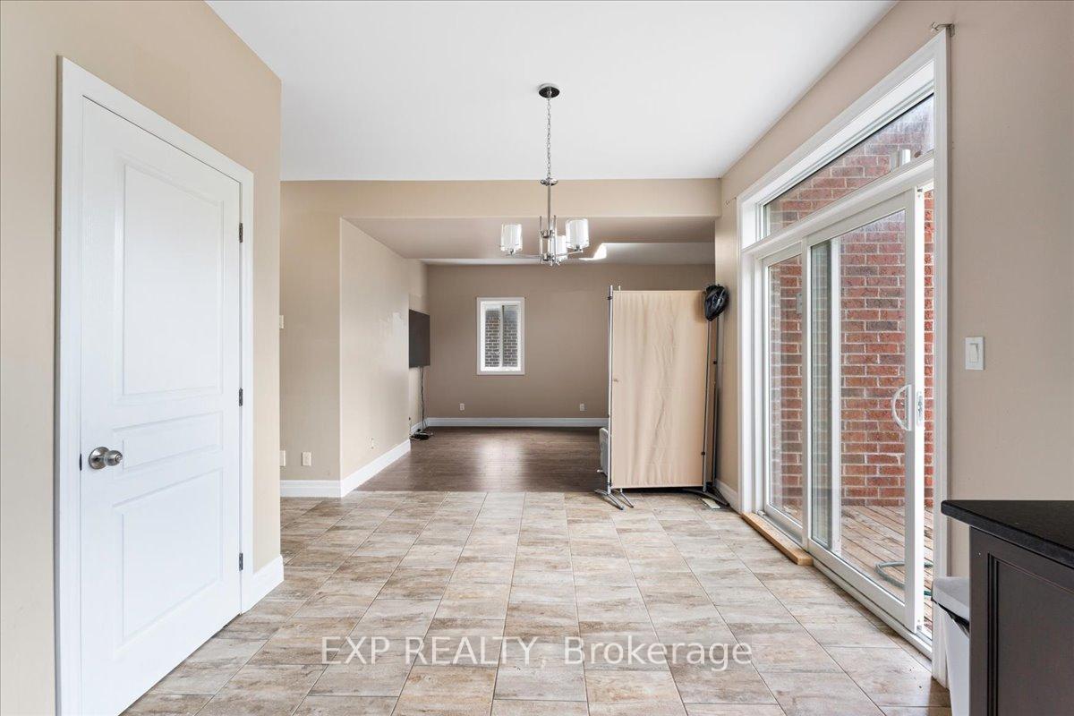 Photo 11 of 22 Farmington Crescent, Belleville, Thurlow Ward — HOMEH