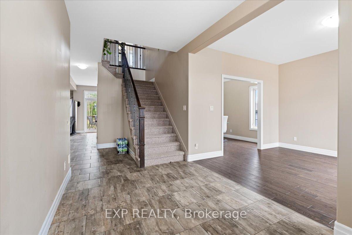 Photo 15 of 22 Farmington Crescent, Belleville, Thurlow Ward — HOMEH