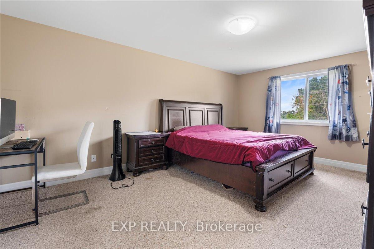 Photo 19 of 22 Farmington Crescent, Belleville, Thurlow Ward — HOMEH