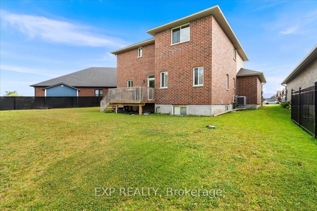 Photo 28 of 22 Farmington Crescent, Belleville, Thurlow Ward — HOMEH