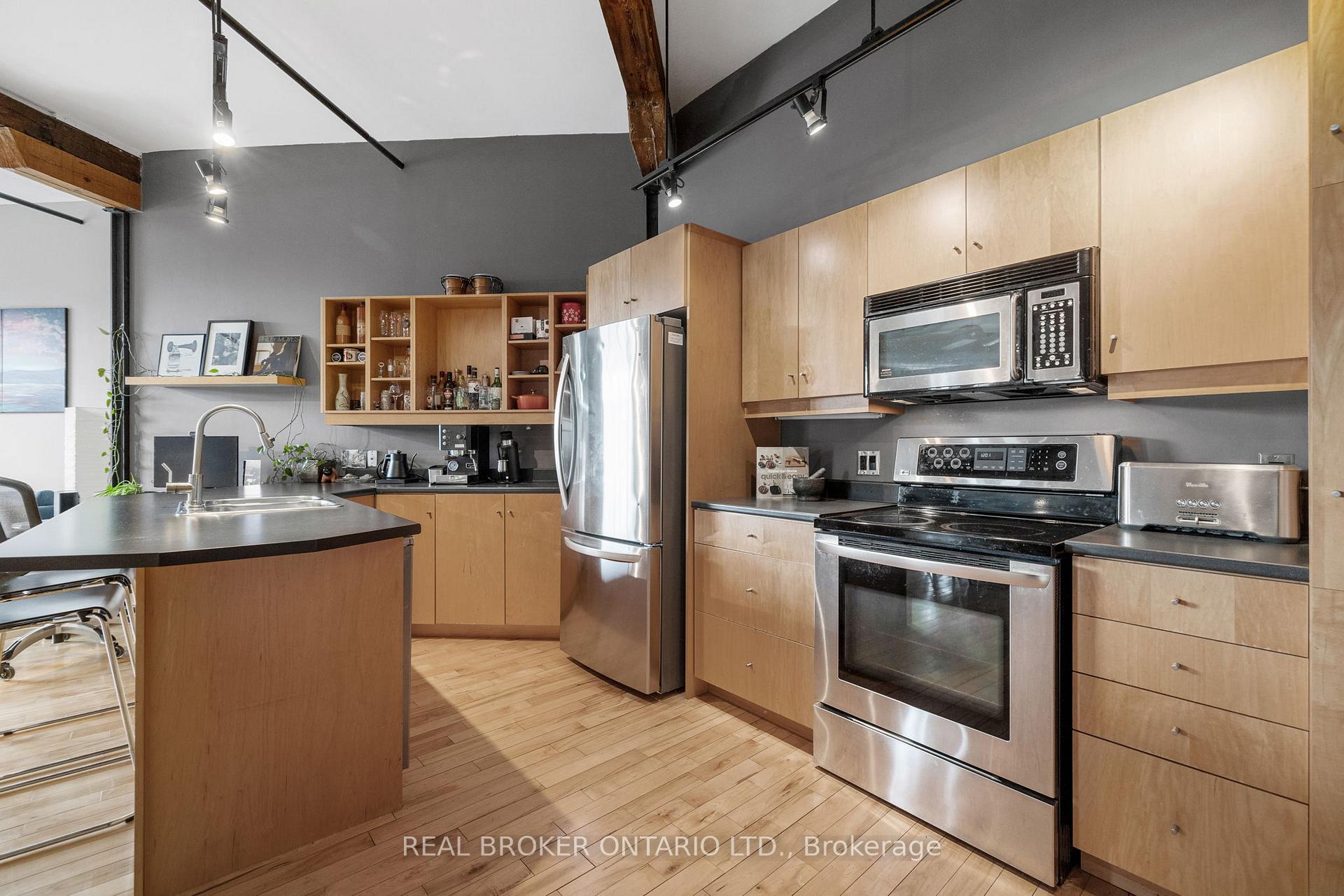 Photo 4 of Unit 209, 95 Beech Street, Ottawa, West Centre Town — HOMEH