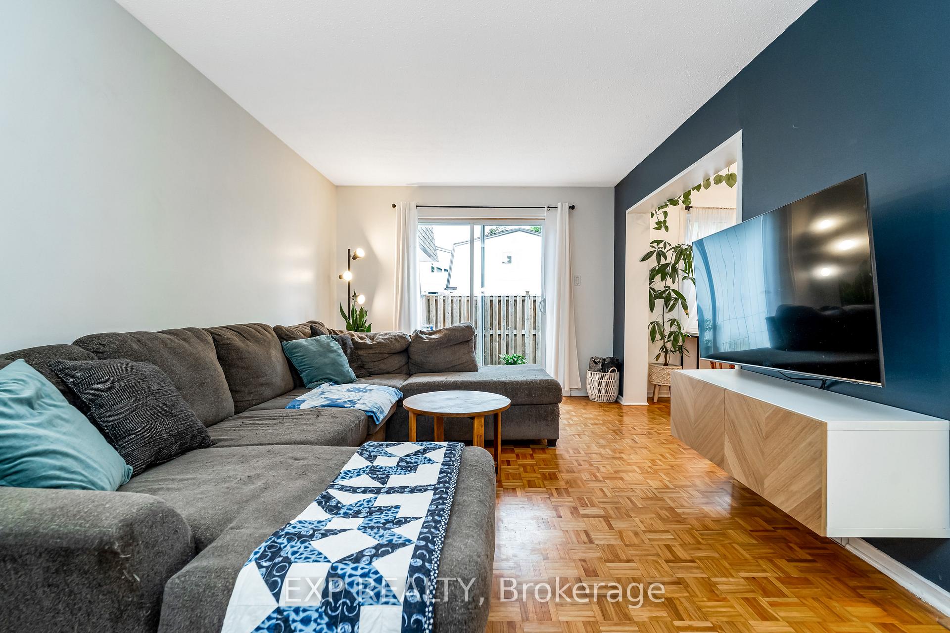 Photo 2 of Unit 78, 837 Eastvale Drive, Ottawa, Beaconwood — HOMEH