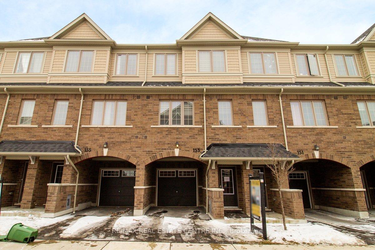 Photo 2 of 153 Danzatore Path, Oshawa, Windfields — HOMEH
