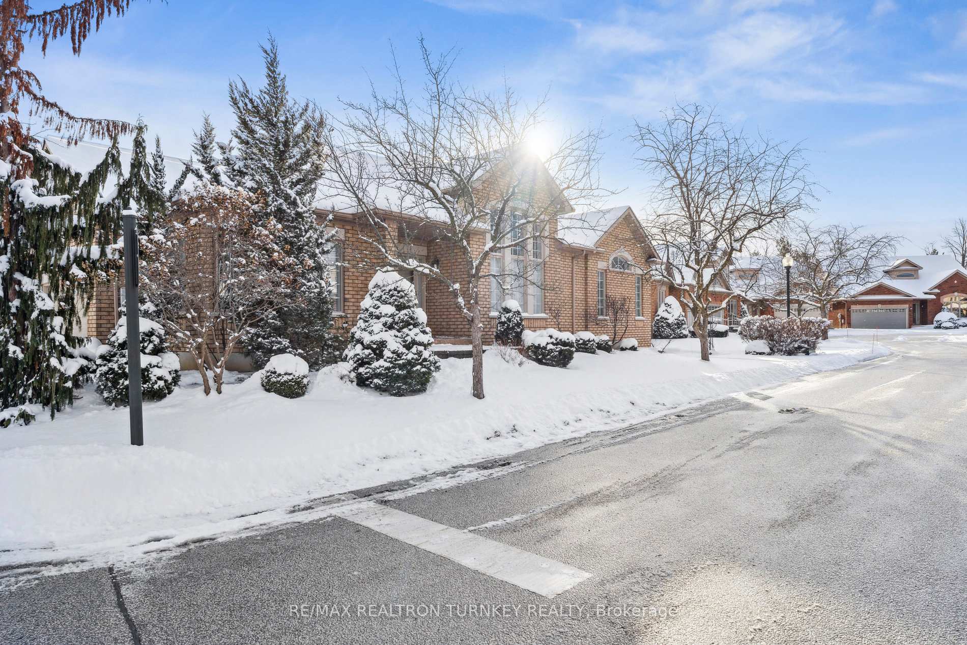 Photo 2 of Unit 32, 42 Sunset Boulevard, New Tecumseth, Alliston — HOMEH